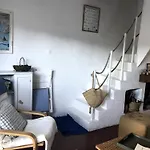 Maison A 100m De La Pour 6 Pers A Noirmoutier - Fr-1-823-106 *
